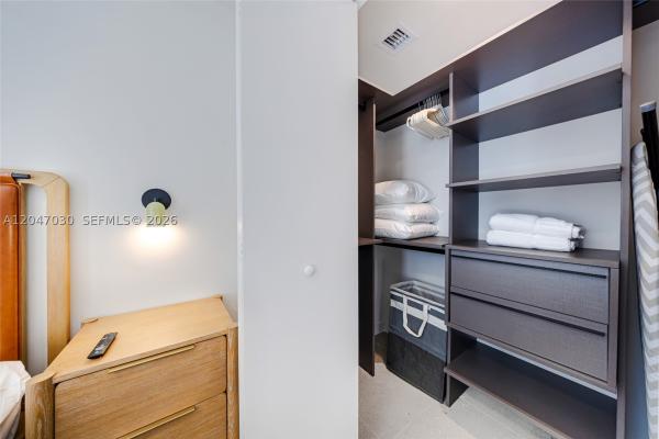 11 NE 6th St #2903, Miami, Florida 33132, image 2