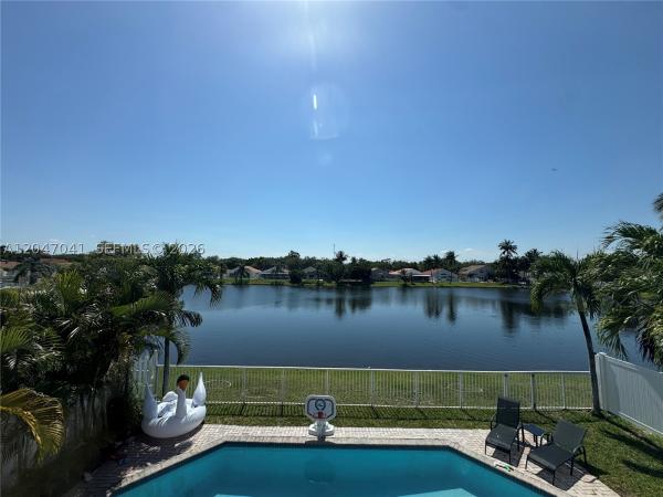 Banyan Oakridge, 4943 SW 33rd Way, Hollywood, Florida 33312, image 2