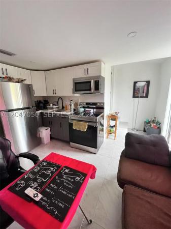 1102 NW 103rd St, Unincorporated Dade County, Florida 33150, image 3