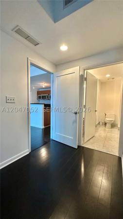 Vizcayne North, 244 Biscayne Blvd #2610, Miami, Florida 33132, image 3