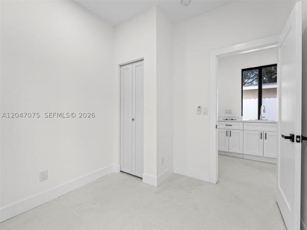 610 NE 164th Ter, Unincorporated Dade County, Florida 33162, image 3