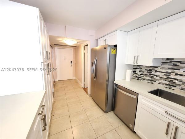 De Soto Park South, 501 Three Islands Blvd #310, Hallandale Beach, Florida 33009, image 2