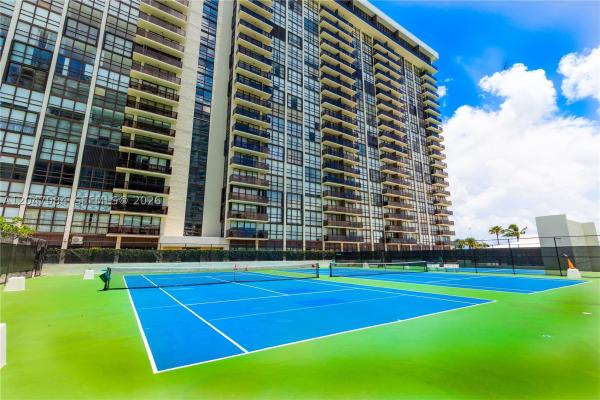 Charter Club, 600 NE 36th St #609, Miami, Florida 33137, image 3