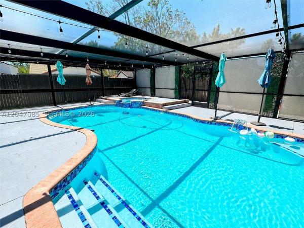 17324 NW 63rd Ave, Hialeah, Florida 33015, image 1