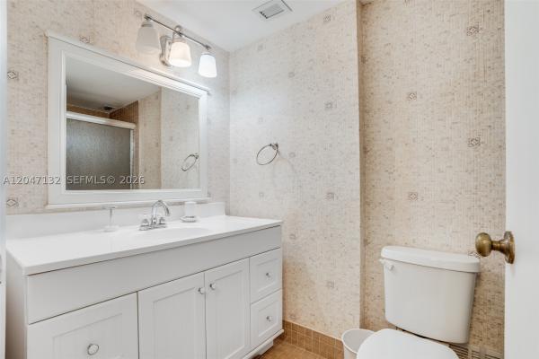 Del Prado, 18041 Biscayne Blvd #1404-4, Aventura, Florida 33160, image 2