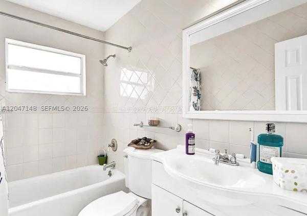 Windward Estates, 19125 NW 22nd Ave #N/A, Miami Gardens, Florida 33056, image 2