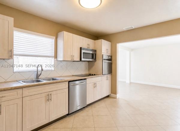 Windward Estates, 19125 NW 22nd Ave #N/A, Miami Gardens, Florida 33056, image 3