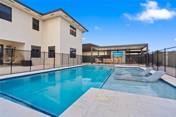 14747 SW 38th Ter, Unincorporated Dade County, Florida 33185, image 2