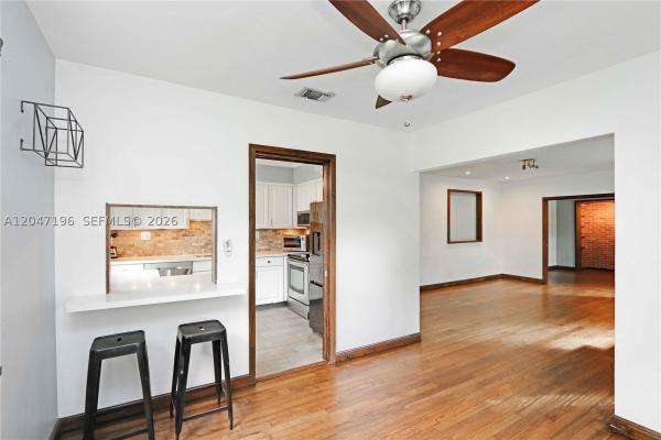 Coconut Grove, 221 Camilo Ave, Coral Gables, Florida 33134, image 2