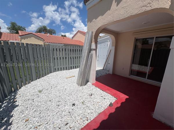 Village Homes At Country Isles, 1479 Springside Dr, Weston, Florida 33326, image 3
