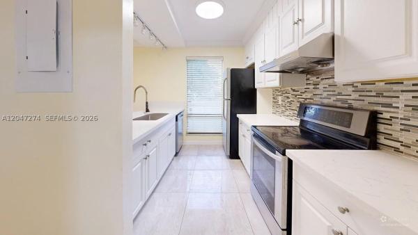 Woodlake Village Townhomes, 4206 NW 114th Ter #06, Coral Springs, Florida 33065, image 3