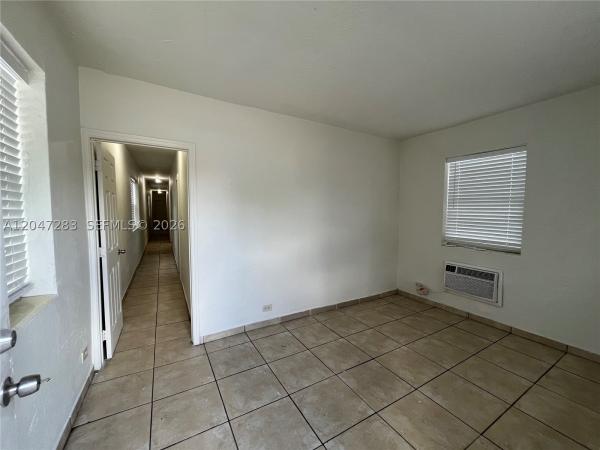 733 NW 4th Ave, Miami, Florida 33136, image 1
