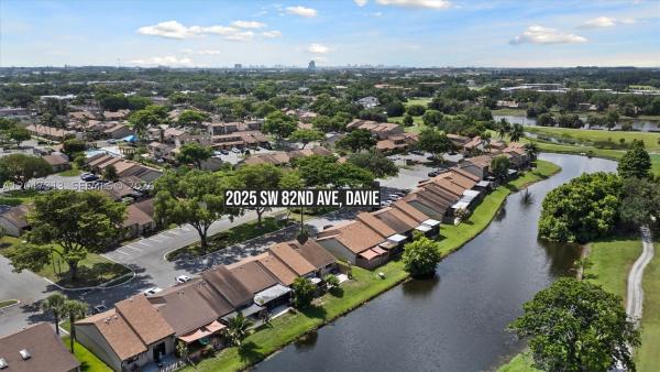 The Escape At Arrowhead, 2025 SW 82nd Ave #1, Davie, Florida 33324, image 3