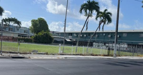 895 NW 45th Ave, Miami, Florida 33126, image 3