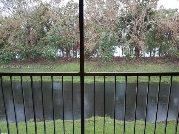 Racquet Club At Bonaventure, 331 Lakeview Dr #203, Weston, Florida 33326, image 2