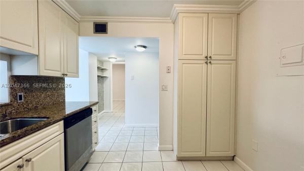 Normandy Shores Yacht & Country Club, 130 S Shore Dr #4B, Miami Beach, Florida 33141, image 3