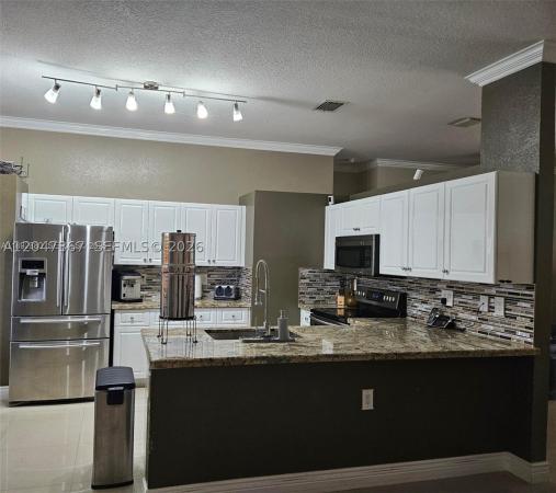 North Gate, 2635 SE 4th Pl, Homestead, Florida 33033, image 1