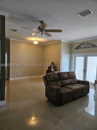 North Gate, 2635 SE 4th Pl, Homestead, Florida 33033, image 3