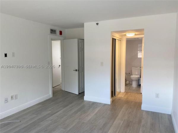 Gables Park Tower, 911 E Ponce De Leon Blvd #301, Coral Gables, Florida 33134, image 3