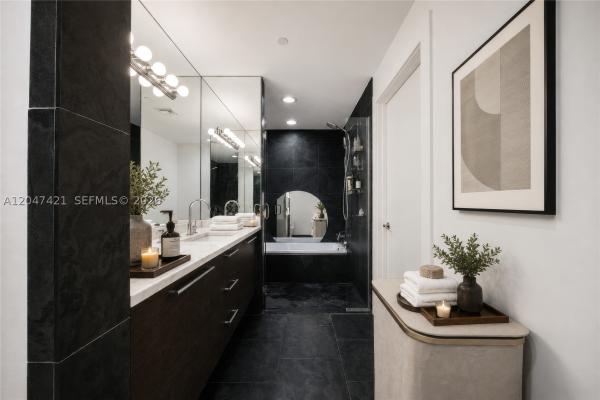 900 Biscayne Bay, 900 Biscayne Blvd #4205, Miami, Florida 33132, image 1