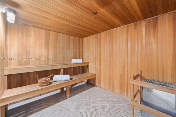 900 Biscayne Bay, 900 Biscayne Blvd #4205, Miami, Florida 33132, image 2