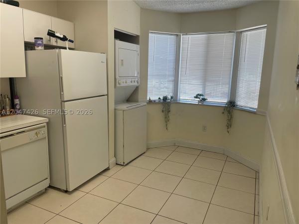 15400 SW 134th Pl #404, Unincorporated Dade County, Florida 33177, image 2