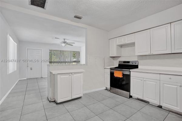 Welwyn Manor, 6358 SW 20th Ct, Miramar, Florida 33023, image 3