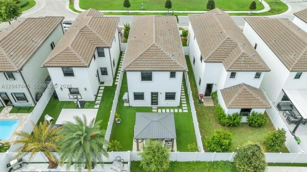 Aquabella, 3538 W 108th St, Hialeah, Florida 33018, image 2
