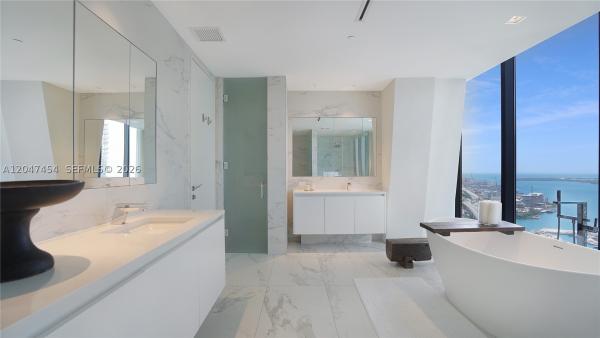 One Thousand Museum, 1000 Biscayne Blvd #4401, Miami, Florida 33132, image 3