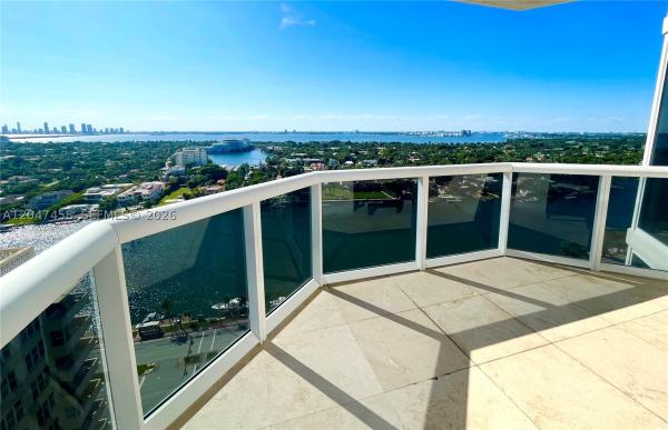 Green Diamond, 4775 Collins Ave #2305, Miami Beach, Florida 33140, image 3