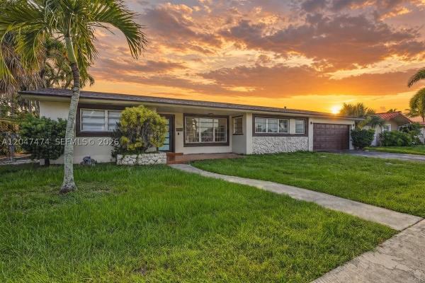 Palm Springs Lakes, 7850 W 16th Ave, Hialeah, Florida 33014, image 1