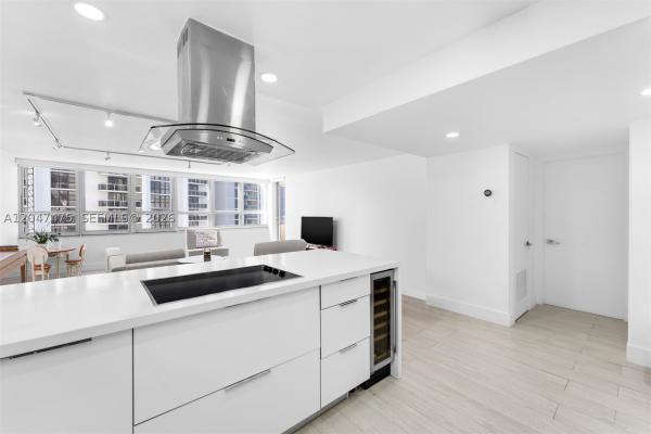 Costa Brava, 11 Island Ave #1009, Miami Beach, Florida 33139, image 2