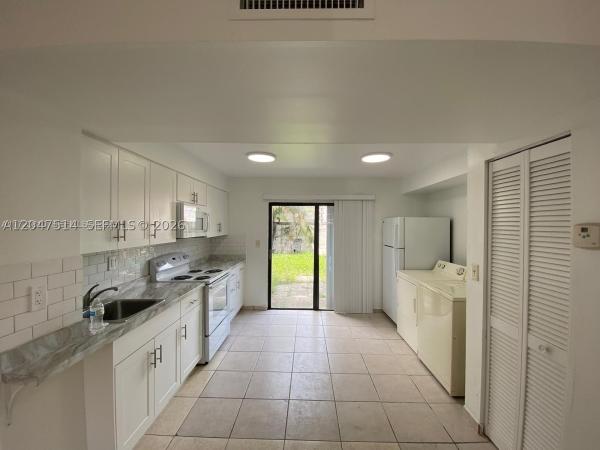 61 NW 132nd Pl, Unincorporated Dade County, Florida 33182, image 3