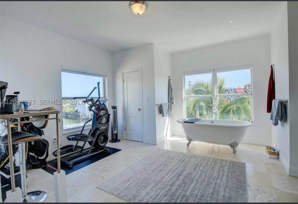 Garden, 4035 N Meridian Ave #PH, Miami Beach, Florida 33140, image 2