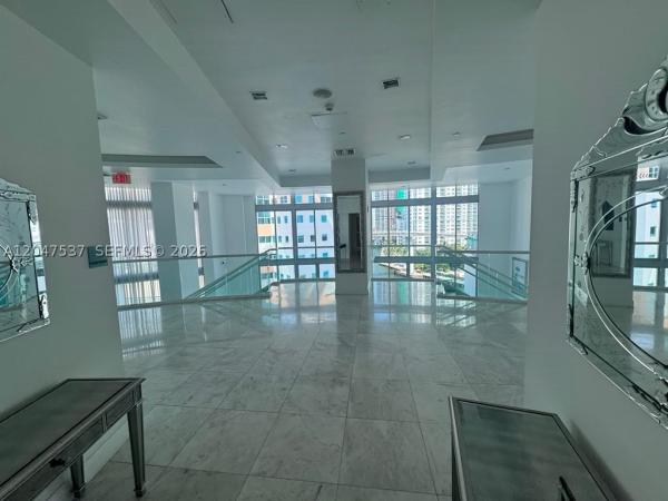 Wind, 350 S Miami Ave #3304, Miami, Florida 33130, image 2