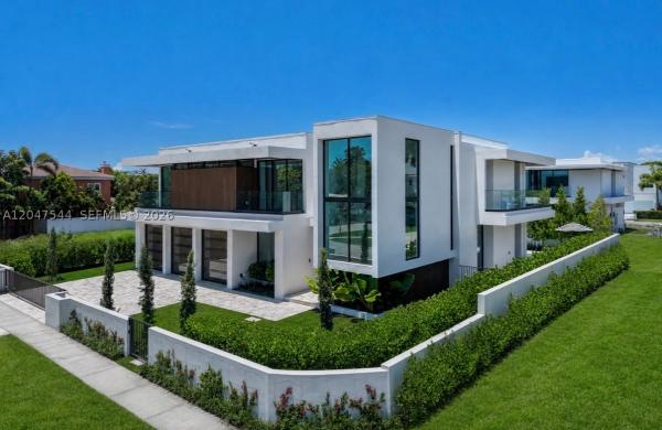 Boca Villas, 1099 NE 4th Ave, Boca Raton, Florida 33432, image 1
