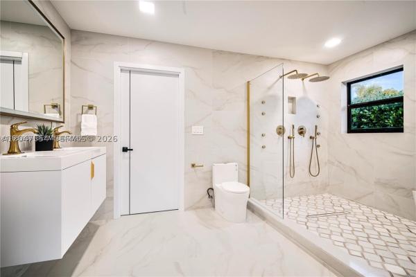 The Landings, 5561 NE 28th Ave, Fort Lauderdale, Florida 33308, image 2