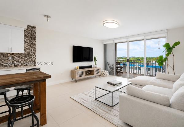 River Run, 1700 NW North River Dr #804, Miami, Florida 33125, image 3