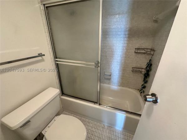 Arlen House East, 100 Bayview Dr #911, Sunny Isles Beach, Florida 33160, image 1