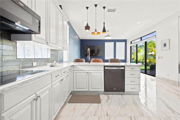 Sunset Lakes, 3061 SW 189th Ter, Miramar, Florida 33029, image 3