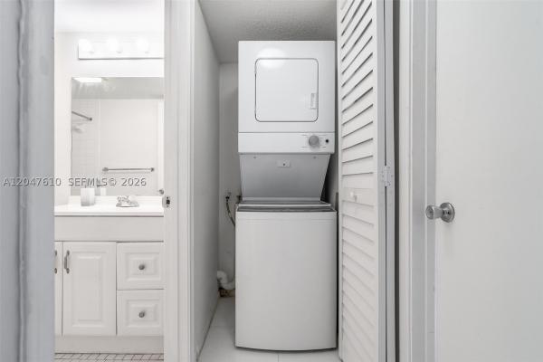Cambridge At Century Village, 1251 SW 125th Ave #402T, Pembroke Pines, Florida 33027, image 2