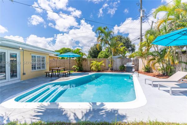 Welwyn Park, 6445 SW 22nd Ct, Miramar, Florida 33023, image 2