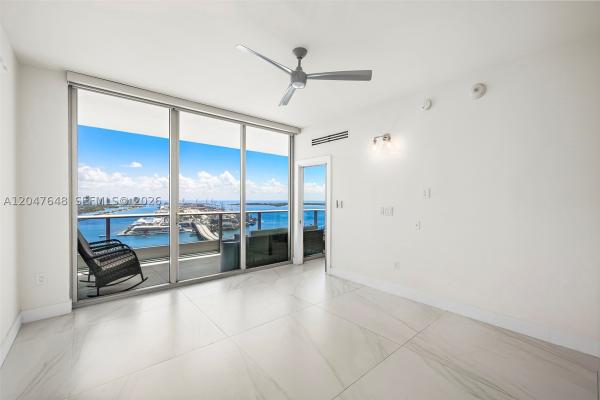 900 Biscayne Bay, 900 Biscayne Blvd #4202, Miami, Florida 33132, image 2