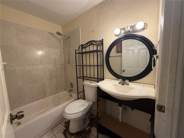 6117 Blue Grass Cir, Lake Worth, Florida 33463, image 3