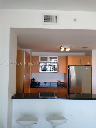 Met 1, 300 S Biscayne Blvd #T-2905, Miami, Florida 33131, image 2