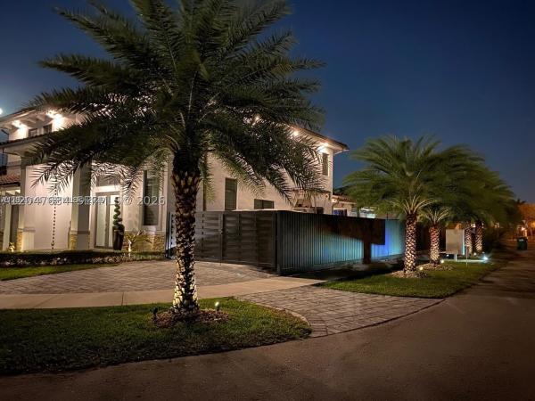 14856 SW 27th Ter, Unincorporated Dade County, Florida 33185, image 3