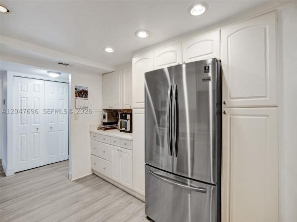 Oceanview Park, 800 Parkview Dr #131, Hallandale Beach, Florida 33009, image 2