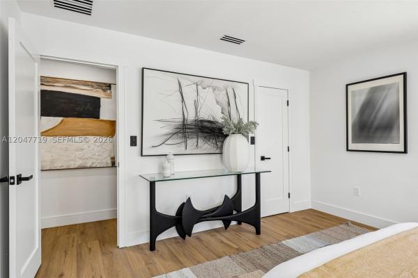 Altos Del Mar, 7811 Carlyle Ave, Miami Beach, Florida 33141, image 1