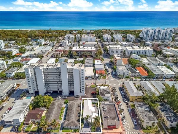 Altos Del Mar, 7811 Carlyle Ave, Miami Beach, Florida 33141, image 1