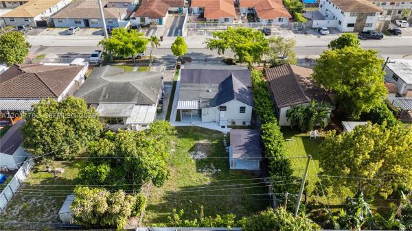 Hialeah Townhouses, 171 W 13th St, Hialeah, Florida 33010, image 2